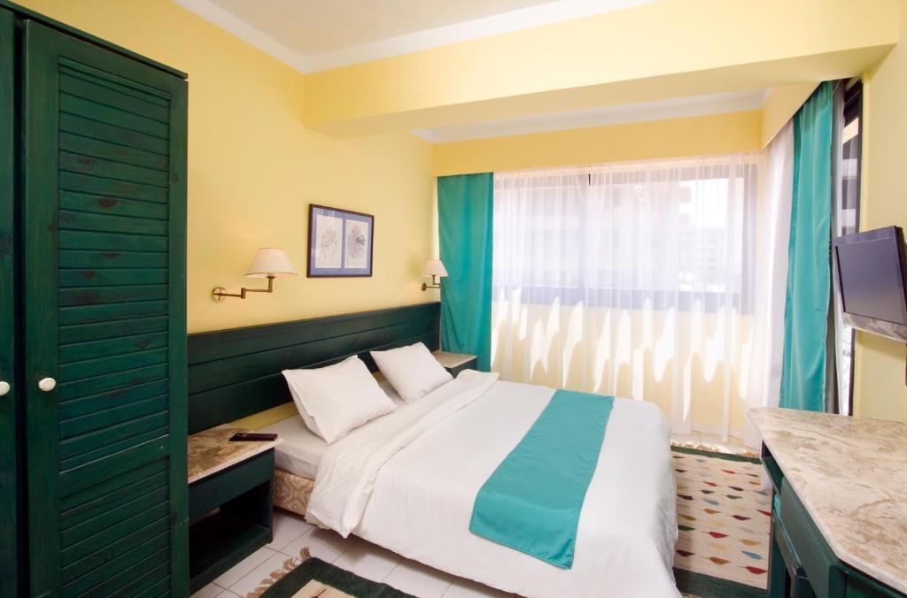 Jewels La Perla Hotel Хургада Стая снимка