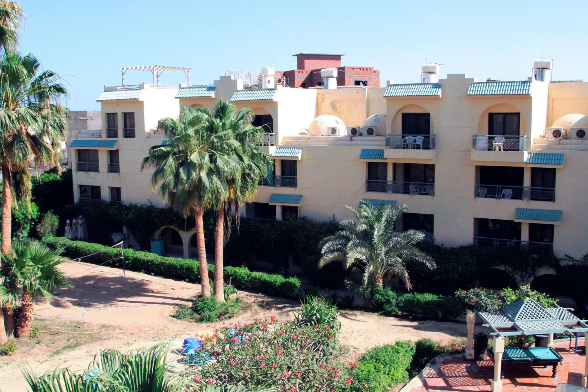 Jewels La Perla Hotel Хургада Екстериор снимка