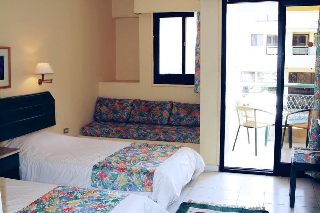 Jewels La Perla Hotel Хургада Екстериор снимка